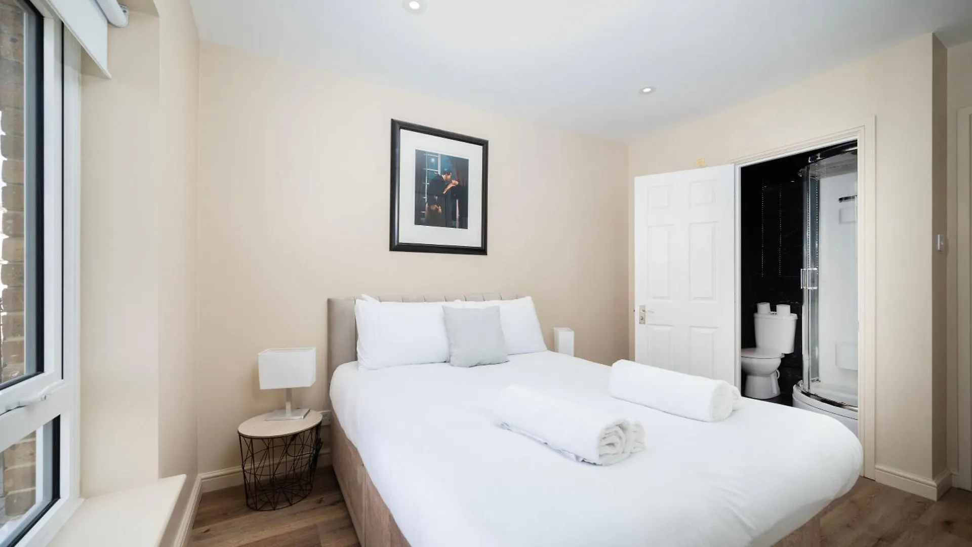 Wonderful 2Br Flat With River Views And Balcony London 0*,  United Kingdom
