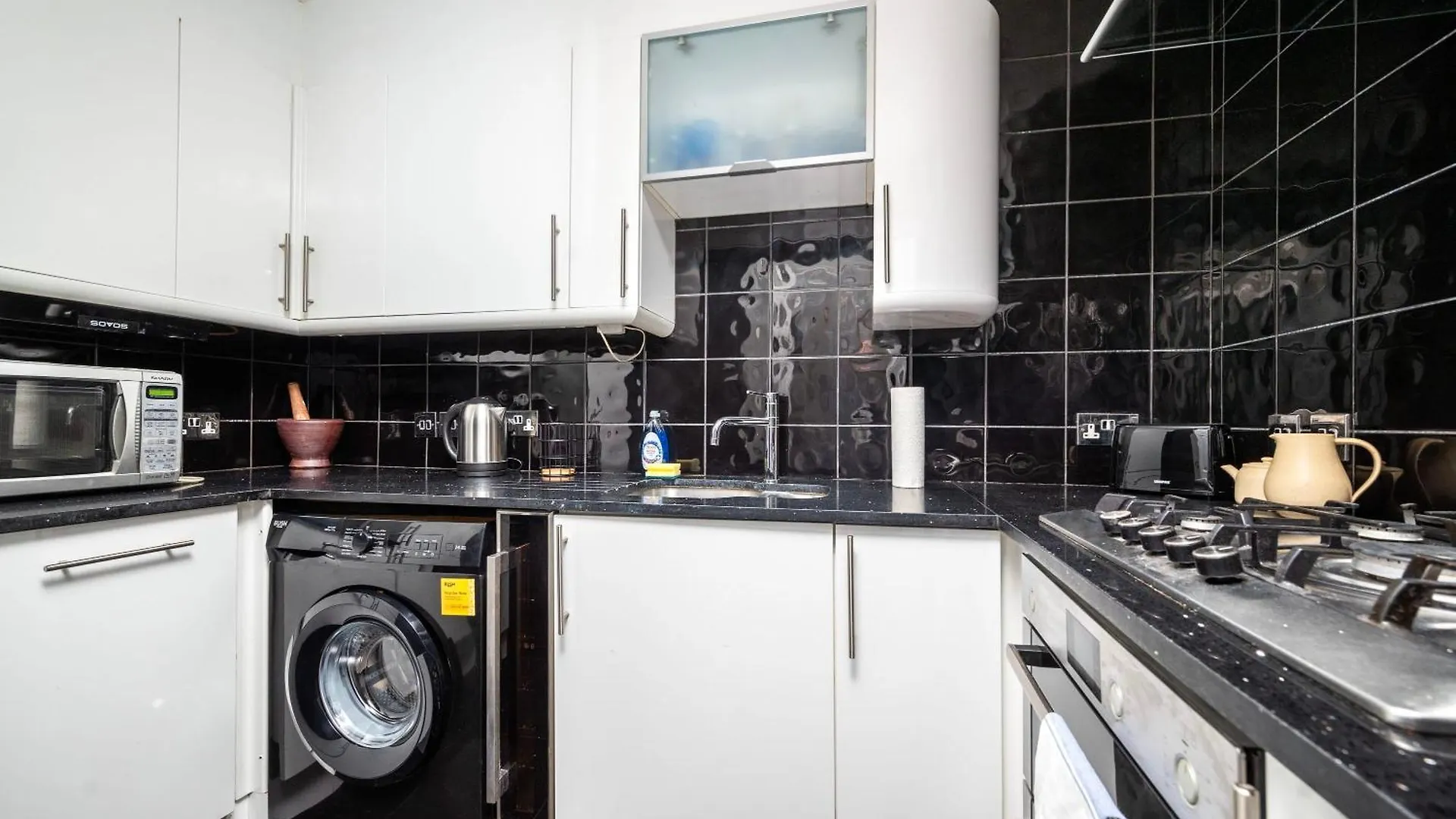 Apartment Wonderful 2Br Flat With River Views And Balcony London
