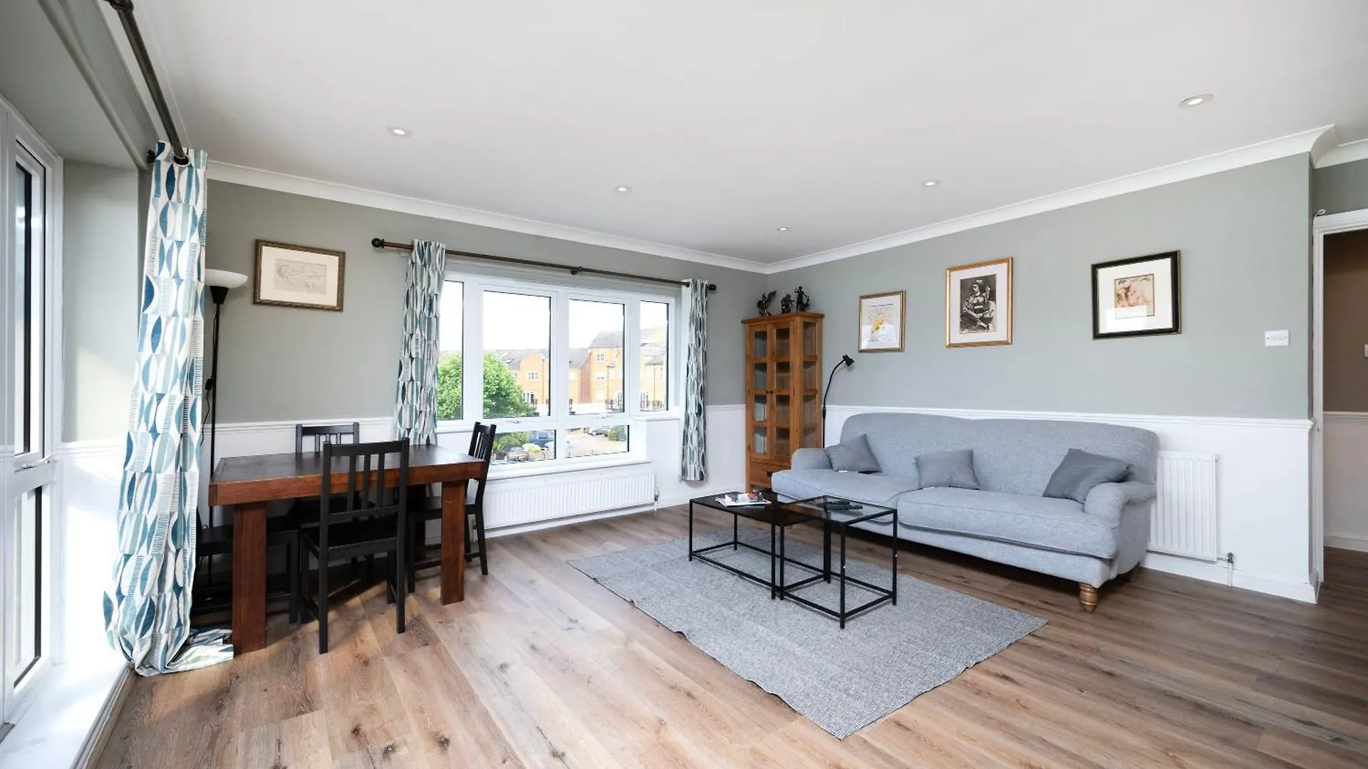 Wonderful 2Br Flat With River Views And Balcony London